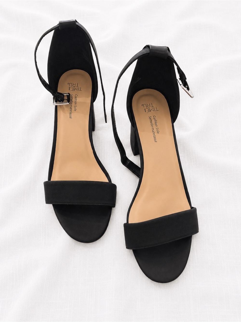Time and Tru Black Ankle Strap Block Heel Sandals
